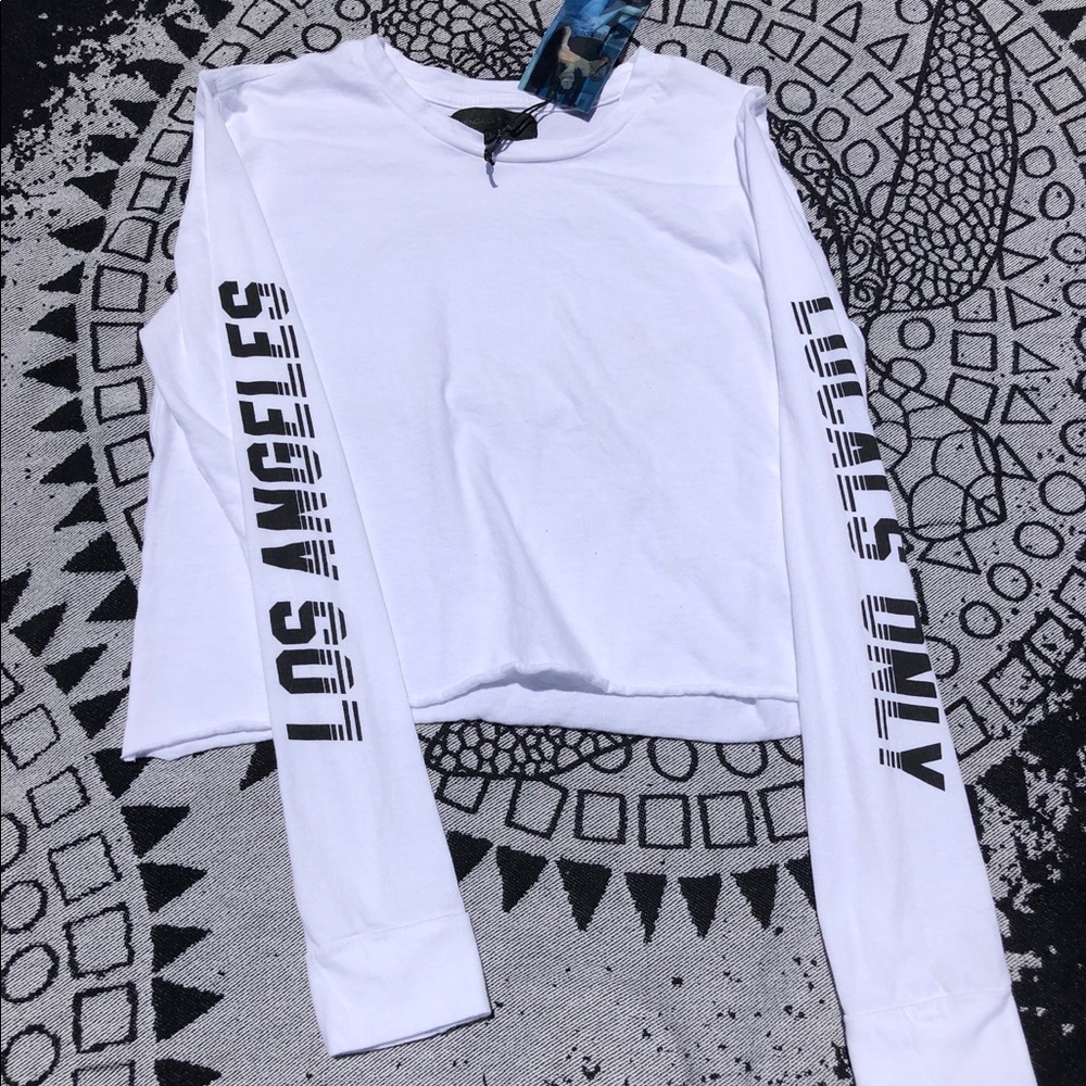 ✨NWT Los Angeles Cropped Long Sleeve